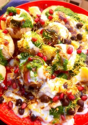 पापड़ी चाट (papdi chaat recipe in Hindi) रेसिपी मुख्य फोटो