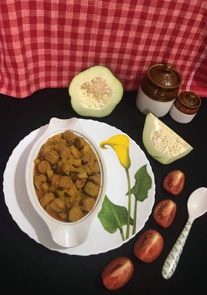 A picture of Raw Papaya curry.