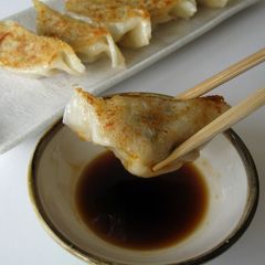 A picture of Ponzu.