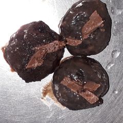 A picture of Choco truffle.