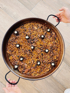 Una foto de Arroz trufado con morcilla