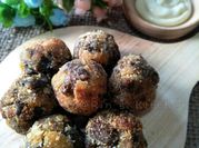A picture of button mushroom eggs