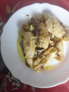 Una foto de Salteado de calamares con verduras