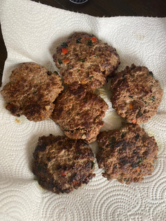Una foto de Tortitas de carne con espinaca