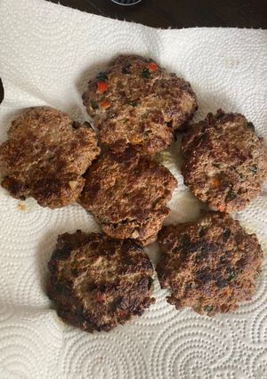 Una foto de Tortitas de carne con espinaca