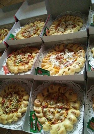 Foto resep Pizza hemat simple no ribet ala ibu quinn