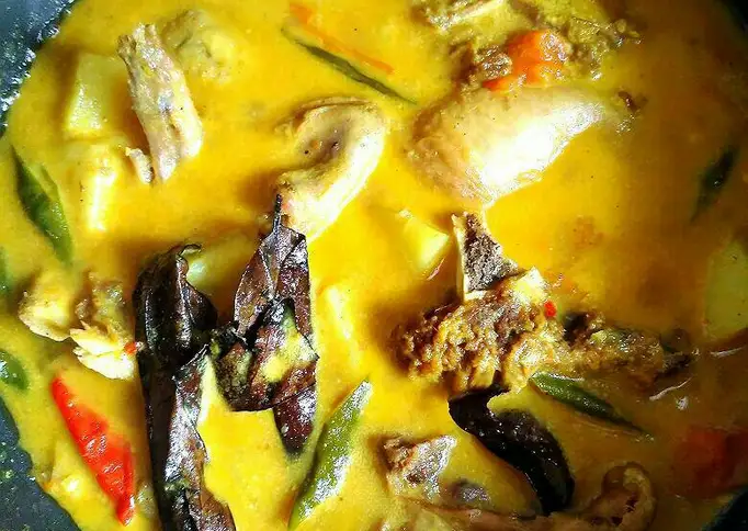 Cara Gampang Menyiapkan Gule Ayam (Jawa Timuran), Bisa Manjain Lidah