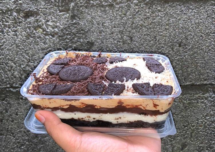 Rahasia Memasak Dessert Box Dalgona Coffe Oreo Cheese Cake Lumer Yang Renyah