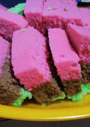 Foto resep Bolu kukus pelangi