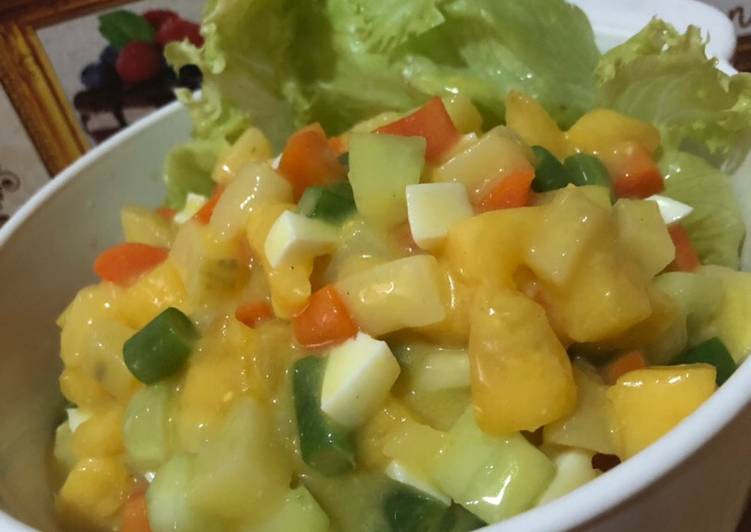 Huzarensla Salad