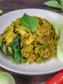 รูปของ ข้าวผัดแกงเขียวหวาน ไก่ อาหารไทย เมนูผัด วิธีทำง่ายๆ