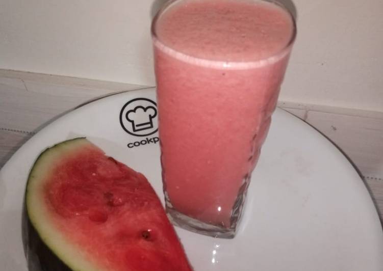 Simple Way to Prepare Perfect Watermelon Shake