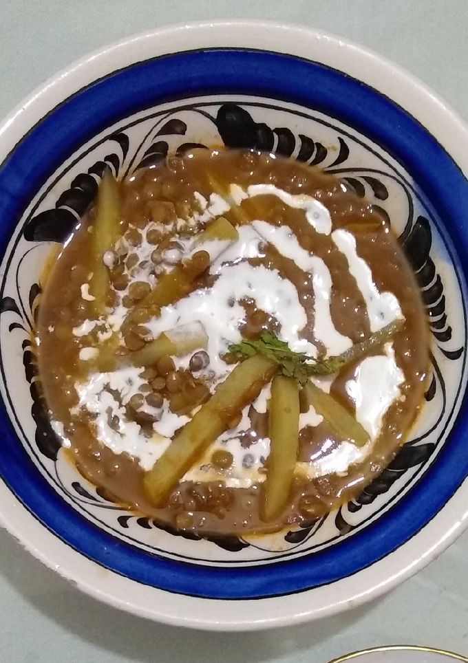 Una foto de Sopa de lentejas con papa