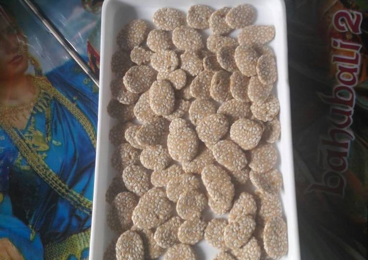 How to Prepare Ultimate Til jaggery balls