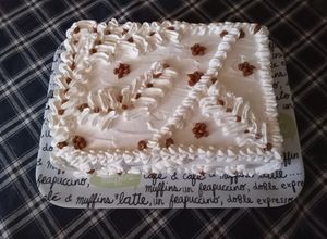 Una foto de Torta amor en bizcocho 🍰a mi estilo 😏