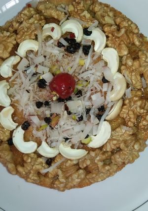 A picture of Honey cake.