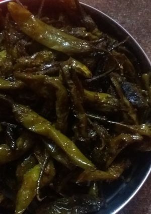 A picture of Fried Mirchi.