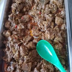 A picture of Beer marinated beef stew.