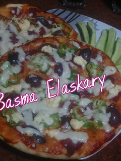 صورة لوصفة بيتزا الطاسة السريعة
