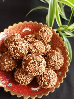 عکسی از دستور توپک نخودچی و خرما