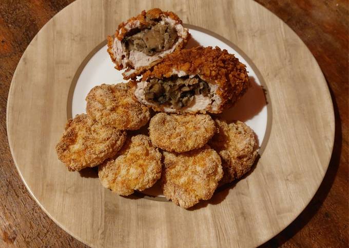 Gombával töltött csirkemell pankómorzsában karfiol krokettel recept foto