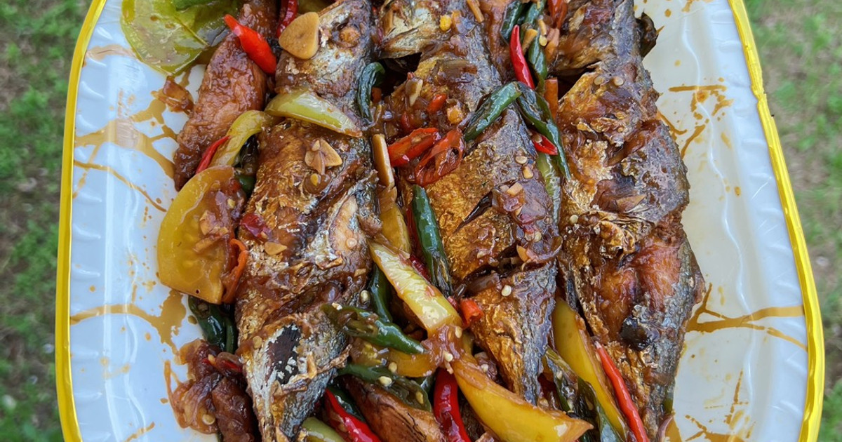Resep Ikan Kembung Cabe Ijo Pedass  Paling Mudah dan Enak