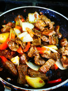 Una foto de Bistec Salteado