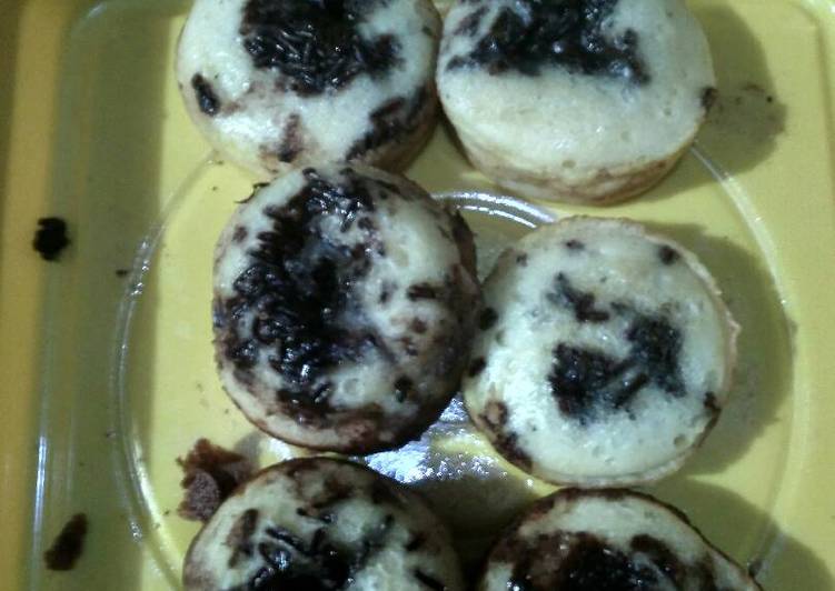 Langkah Mudah untuk Membuat Kue pukis bulat simple Anti Gagal