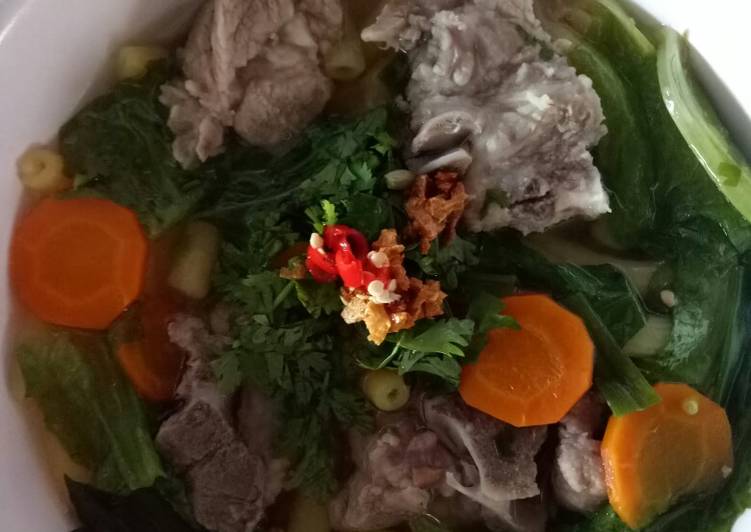 Nấu bánh canh con nuôi đơn giản tại nhà