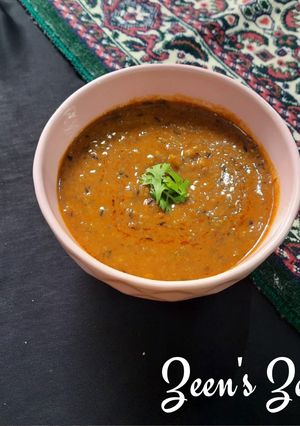 A picture of 5 Lentils mixed Daal Makhni.