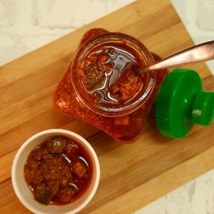 A picture of Punjabi mango pickle.