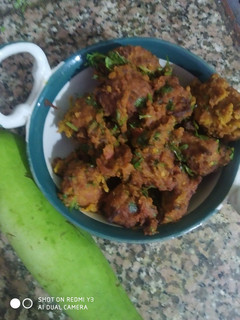 लौकी के कोफ्ते (lauki ke kofte recipe in Hindi) रेसिपी मुख्य फोटो