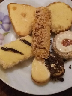 صورة لوصفة عجينة الصابلي السحرية لشكلت بها ست أنواع حلوة
