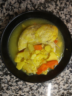 Una foto de Pollo al limón guisado en olla exprés