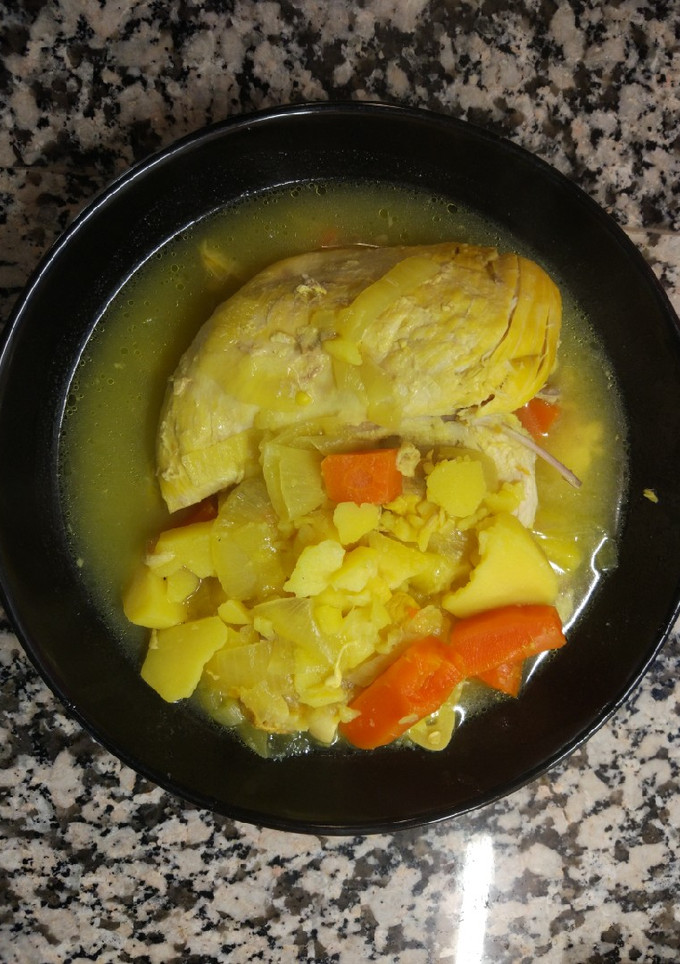 Una foto de Pollo al limón guisado en olla exprés