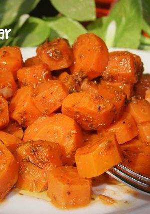 Una foto de Zanahorias aliñas