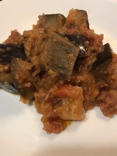 Una foto de Berenjenas con Tomate y Dátiles (Thermomix)