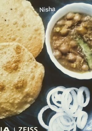 पिंडी छोले (Pindi Chole Recipe In Hindi) रेसिपी मुख्य फोटो