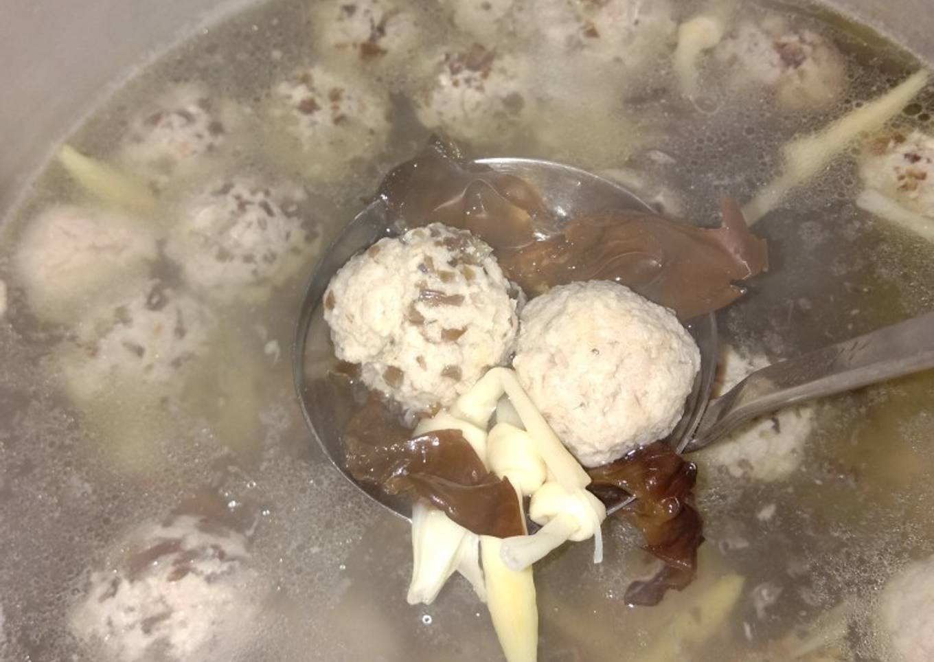 Sop Kimlo (baso polos atau berambut)