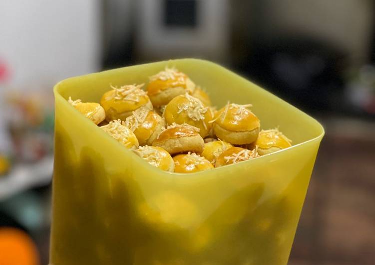 Resep Nastar Premium Lembut Lumer di Mulut oleh Dapur Budok - Cookpad