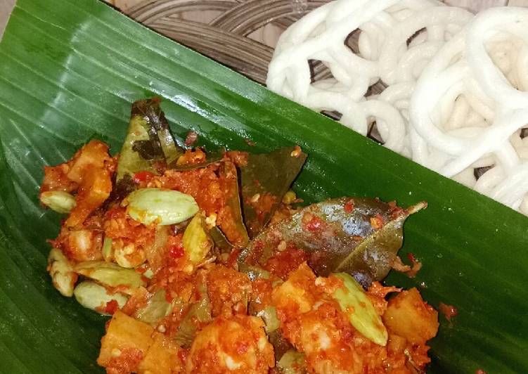 Bagaimana Membuat Balado Udang Kentang Pete (plus tips), Lezat Sekali