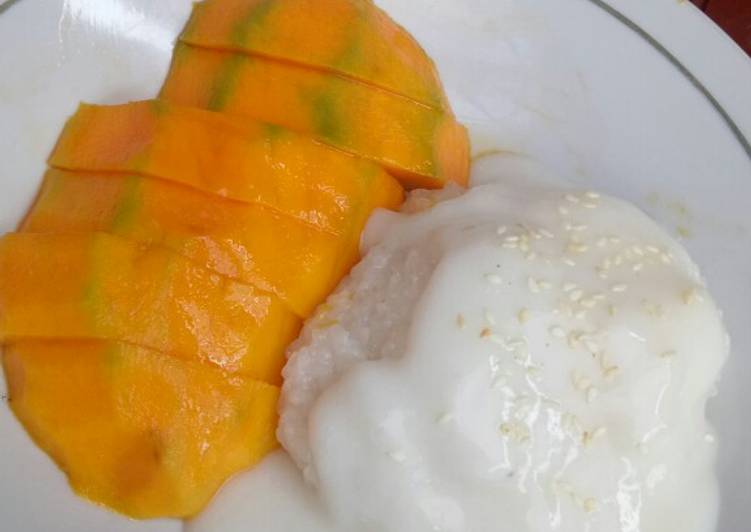 Cara membuat Manggo Sticky Rice yang enak Untuk Jualan