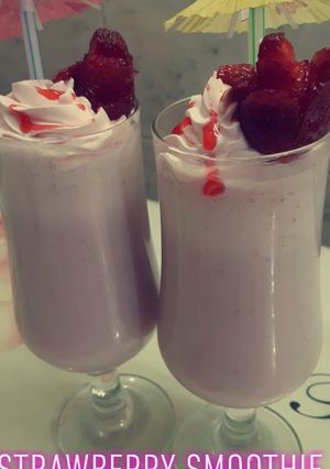 A picture of Stawberry smoothie.