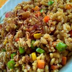 A picture of Nasi Goreng Sayur Pelangi.