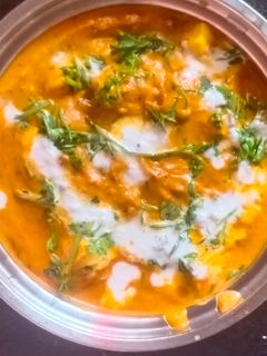 शाही पनीर (shahi paneer recipe in marathi) रेसिपी चे मुख्य फोटो