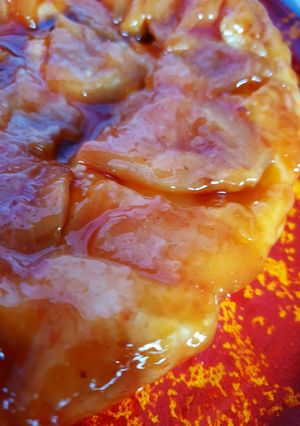 Une photo de Tarte tatin pochée aux poires 🍐
