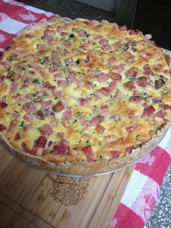 Una foto de Quiche de palmitos y jamón