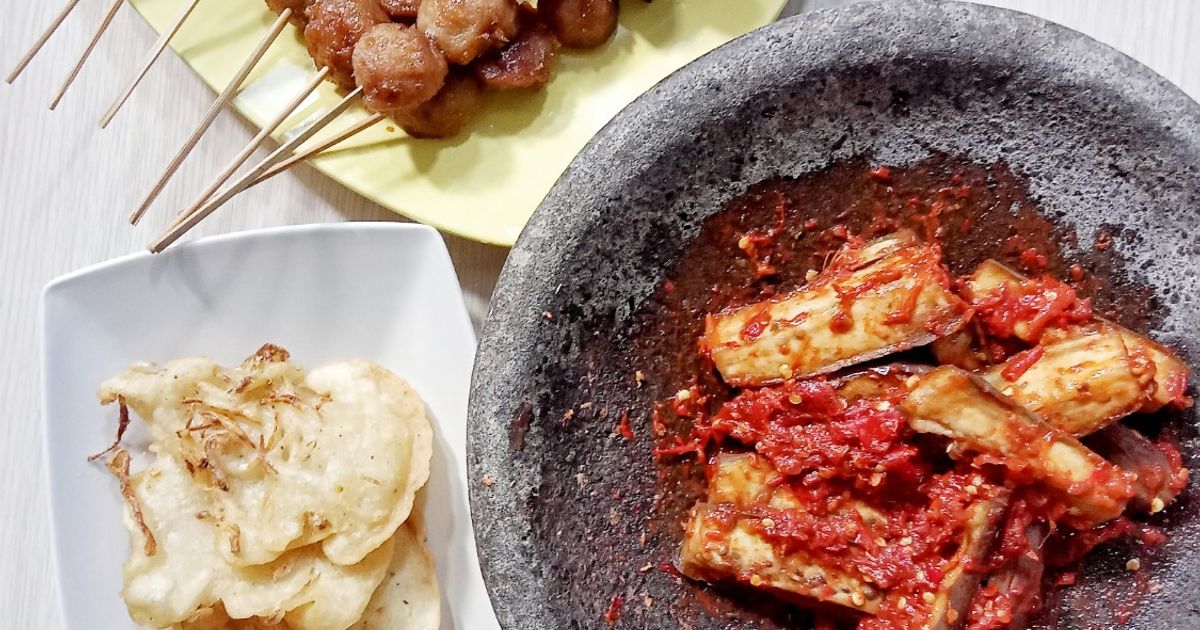 Set Menu Angkringan#1 (Sate Bakso, Sate Telur Puyuh, Tahu Bacem, Sambal Terong, Bakwan Sayur)