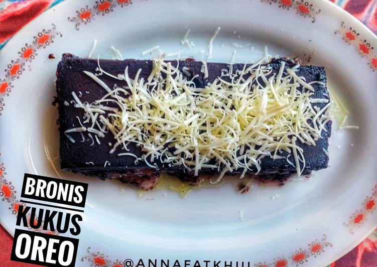 Bagaimana Menyiapkan Bronis Kukus Oreo (anti gagal) Anti Gagal