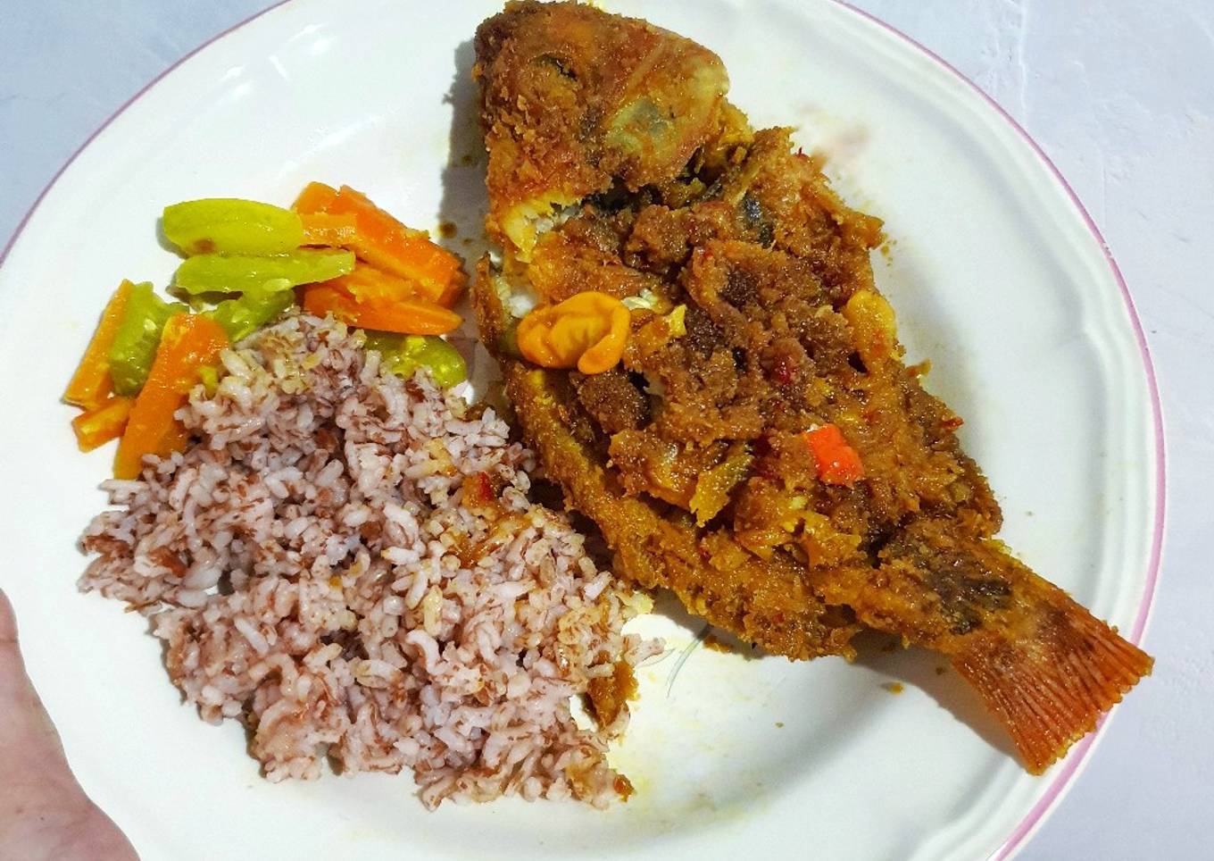 Pesmol Ikan Nila